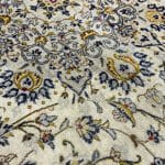 386 x 290 cm Hand-Knotted Persian Kashan Rug – Light Green Border - Image 6