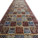 400 x 80cm Red Persian Bakhtiari Design Runner Rug - Image 2