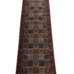 400 x 80cm Red Persian Bakhtiari Design Runner Rug - Image 3