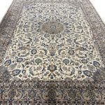 345 x 255cm Hand Knotted Persian Cream Kashan Wool Rug - Image 3