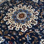 400 x 300cm Navy Kashan Persian Design Machine Made Rug - Image 5