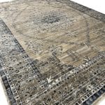 400 x 300cm Distressed Medallion Design Machine-Made Rug - Image 6
