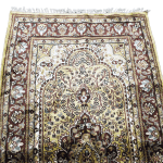 134cm x 75cm Hand Knotted Indian Silk Jaipur Oriental Rug - Image 2