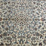 389 x 277cm Hand Knotted Floral Persian Kashan Cream Wool Rug - Image 3