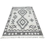 230 x 160cm Moroccan Style Tribal Pattern Rug - Image 2