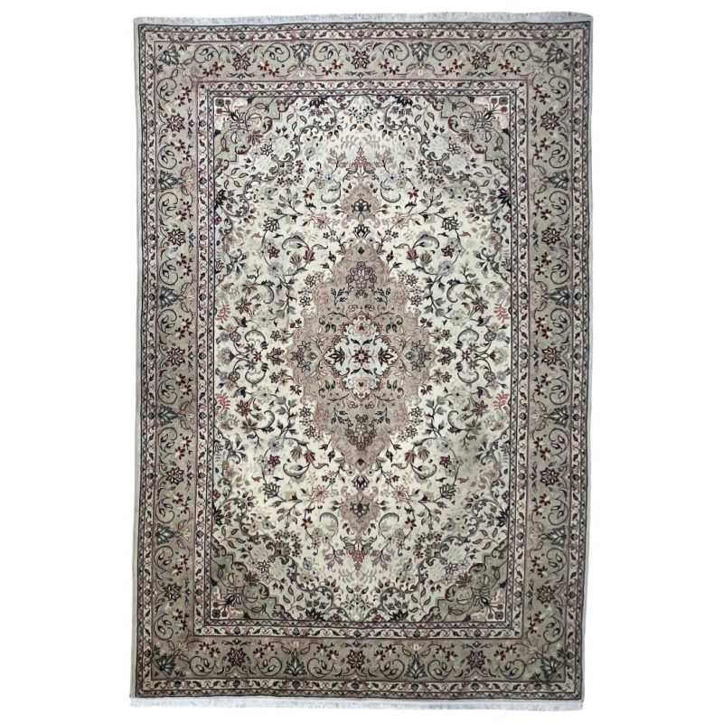 305cm x 195cm Hand-Knotted Floral Persian Kashan Cream Rug