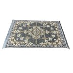 150 × 100cm Gold & Grey Medallion Classic Rug - Image 3