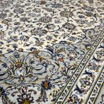 400 x 285cm Hand Knotted Persian Kashan – Grey Ivory Wool Rug - Image 6